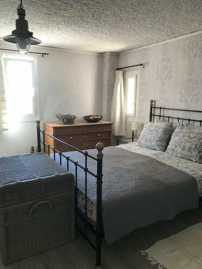 Les Secrets Du Mistral Bed & Breakfast Valensole Exterior foto